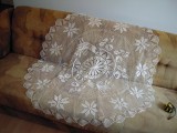 Macrame (mileu) - fata de masa alba cu diametrul de 120 cm