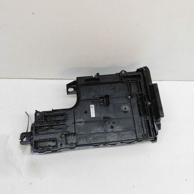 Modul de confort TESLA MODEL Y 2022 OEM: 1497847-39-D,1670976-00-A,1497850-00-D 25291201 foto