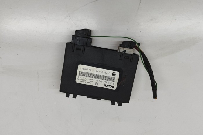 Unitate de control senzor de parcare PDC SAAB 9-3 YS3F 2008 OEM: 0263004282,12783018AA,511995847 | 31154520
