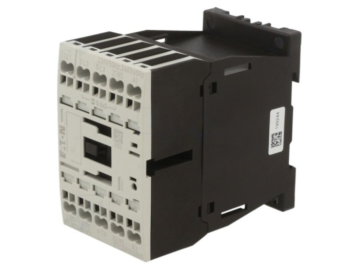 Contactor 3P NO 12A 230VAC
