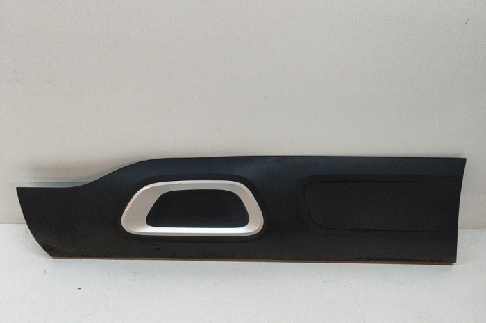 Bandou inferior ușă st&acirc;nga față CITRO&Euml;N C5 AIRCROSS 2020 OEM: 9820082077 | 27503884