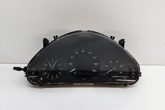 Ceas de bord MERCEDES-BENZ E T-Model S211 2006 OEM: A2115401048 28385050