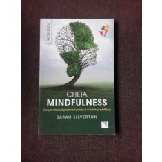 CHEIA MINDFULNESS - SARAH SILVERTON