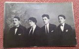 Portret de grup - Fotografie tip carte postala datata 1920, Alb-Negru, Romania 1900 - 1950, Portrete