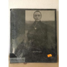 Graham Clarke - Alfred Stieglitz