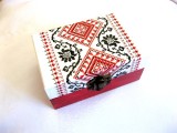 Cutie lemn decorata cu motiv traditional 51867