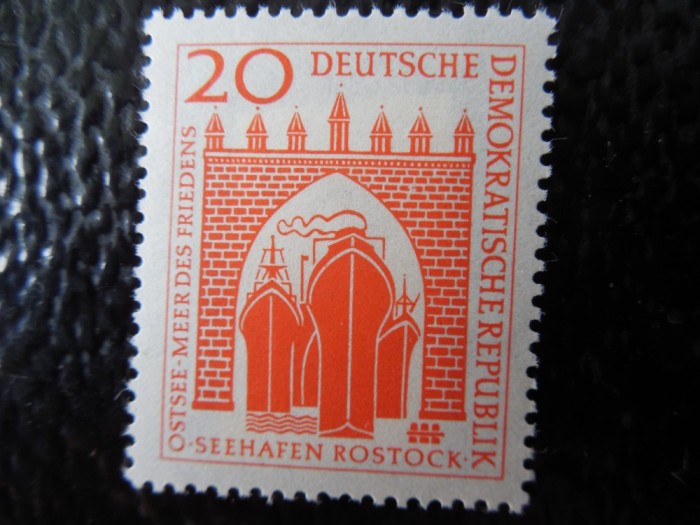 DDR-PORTUL ROSTOCK- COMPLET-NESTAMPILAT
