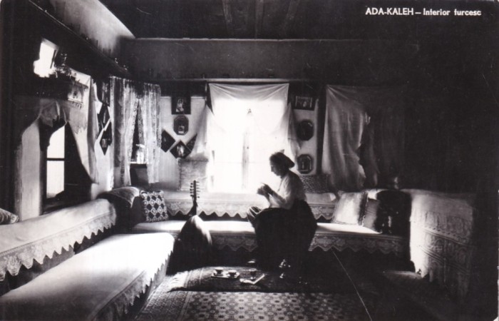 Ada Kaleh. Interior turcesc (nescrisa)