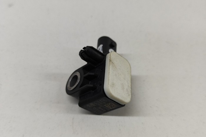 Senzor de impact dreapta spate AUDI A6 Avant 4G5, C7, 4GD 2017 OEM: 4H0959643 | 27767908