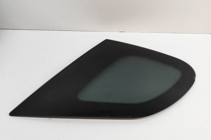 Geam lateral dreapta spate LEXUS CT ZWA10_ 2011 OEM: Hatchback | 28964691