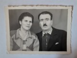 Fotografie 6/9 cm cu cuplu &icirc;n 1956