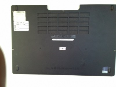 Capac bottomcase Dell Latitude E5550 (WXCCK) (este crapat pe mijloc) foto