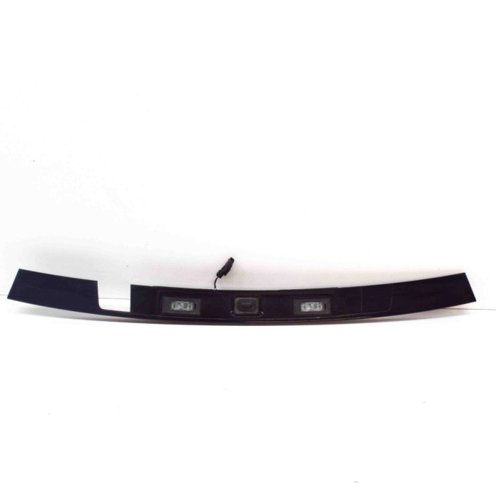 Ornament lampa număr de &icirc;nmatriculare LAND ROVER DISCOVERY SPORT L550 2016 OEM: HK72-40406-BB,FK72-40406-F,FK72-40406-BH,HK72-40406-F 14981677