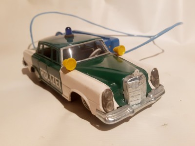 Mercedes - macheta din tabla, tin toy, cu firocomanda foto