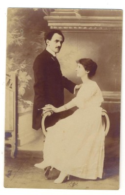 AD 1536 C.P.VECHE - SOTI IN TINUTA DE EPOCA foto