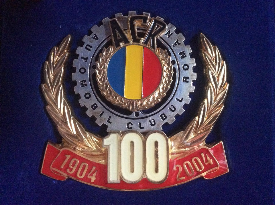 Plachetă aniversară - Insignă Centenarul Automobil Club Român - 100 ani ACR  | Okazii.ro