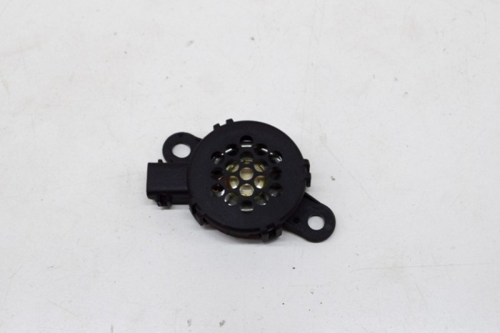 Difuzor senzor de parcare PDC TESLA MODEL 3 2021 OEM: 1054113-00-B 14171469