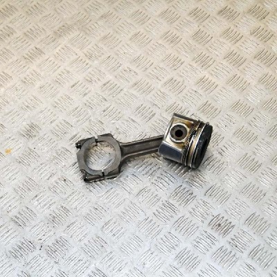 Piston OPEL ASTRA H L48 2008 OEM: 5535339255353396 2721713 foto