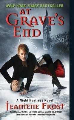At Grave&#039;s End: A Night Huntress Novel