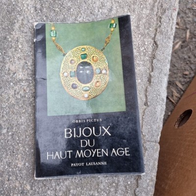 Etienne Coche de la Ferte - Bijoux du Haut Moyen Age foto