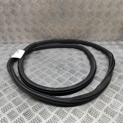 Garnitura ușă dreapta spate AUDI Q4 SUV F4B 2021 OEM: 89A833722 foto