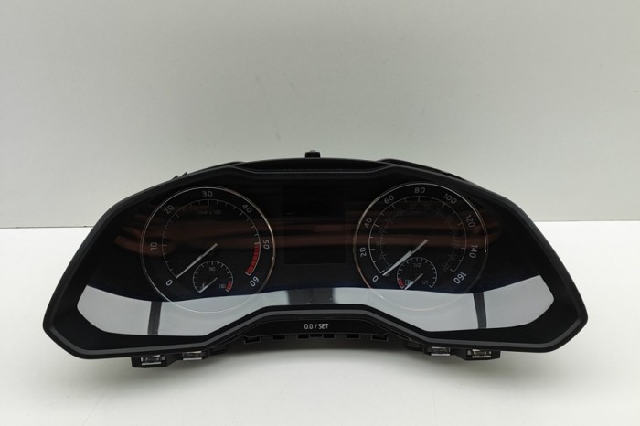 Ceas de bord SKODA SUPERB III Estate 3V5 2017 OEM: 3V0920941A | 31600881