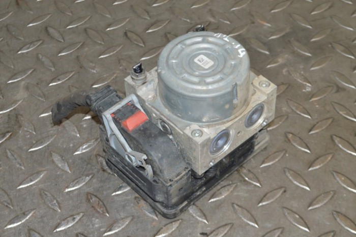 Pompa ABS VW GOLF VII 5G1, BQ1, BE1, BE2 2015 OEM: Hatchback | 13748959