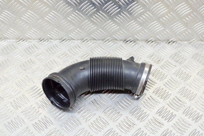Tub de admisie aer AUDI A5 Sportback 8TA 2013 OEM: 06H129629F 12138141