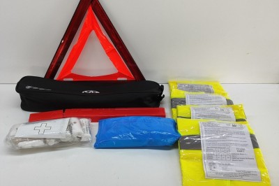 Trusa de prim ajutor TOYOTA YARIS CROSS MXP_ 2024 OEM: PW022-00060 29564243 foto