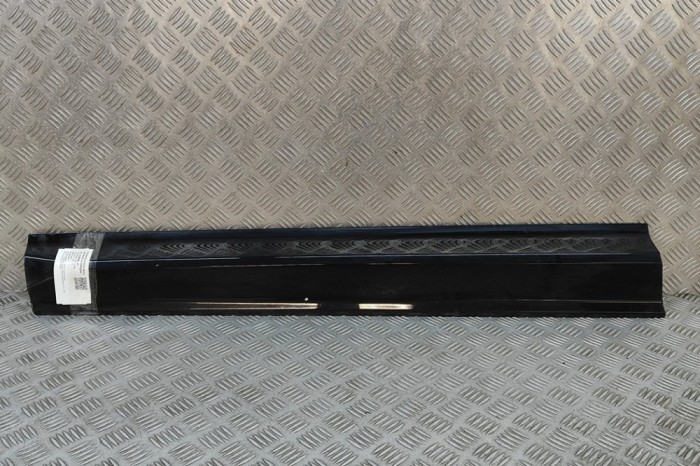 Bandou inferior ușă st&acirc;nga față VOLVO XC60 II 246 2020 OEM: 31440293 30428937