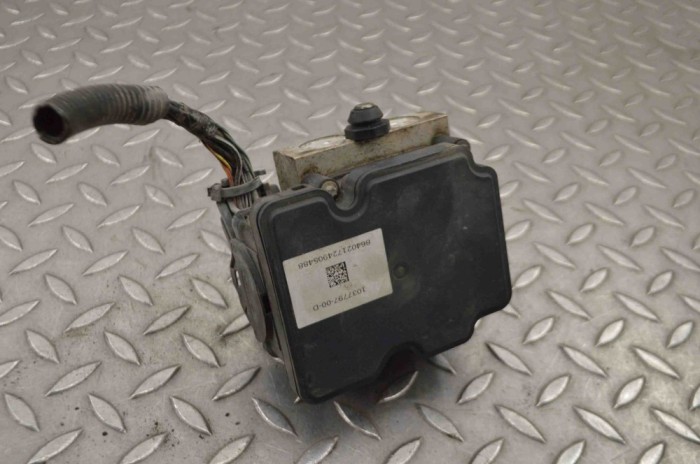 Pompa ABS TESLA MODEL X 2017 OEM: Hatchback | 14873379