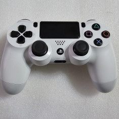 Controller Sony DualShock 4 pentru Playstation 4 (PS4) - poze reale