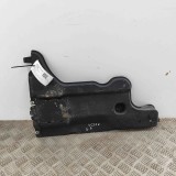 Scut motor dreapta spate VW PASSAT Variant B8 3G5 2016 OEM: 3Q0825102A