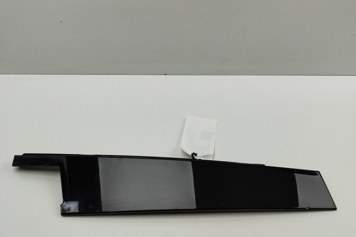 Ornament vertical ușă st&acirc;nga față MERCEDES-BENZ E W213 2017 OEM: W2136900187 30481826