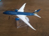 Macheta metalica de avion Vietnam Airlines| Decoratie| Perfect pt cadou