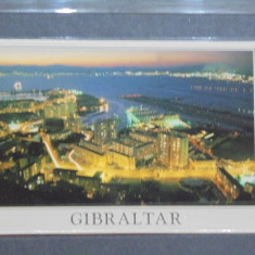 GIBRALTAR - VEDERE AERIANA A ORASULUI PORT NOAPTEA, IN FUNDAL TARMUL MAROCULUI