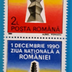 TIMBRE ROMANIA LP 1247/1990 1 Dcembrie Ziua Națională -Serie în pereche -MNH