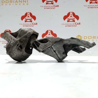 Suport motor stanga Audi A4 A5 B8 foto