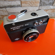 Aparat foto AGFA, pe film 126, la cutie an 1972.