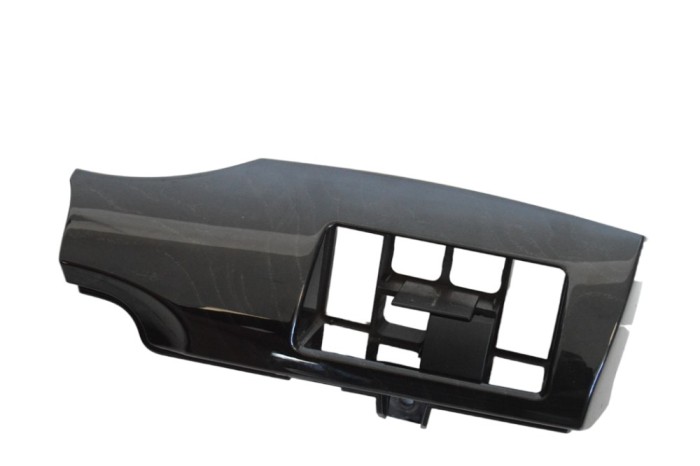 nerasta KIA SORENTO II XM 2013 OEM: 64780-2P900 20135317