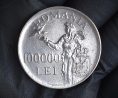 Moneda din Argint Regele Mihai I - 100.000 lei 1946 &bdquo;Pacea&rdquo; - ideala pentru botez