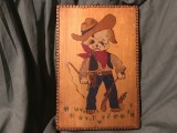 Pirogravura pentru perete in stil retro perioada comunista realizata manual caine imbracat ca un cowboy !