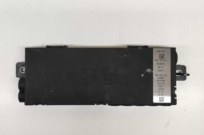 Unitate de distribuție a energiei LAND ROVER RANGE ROVER VELAR L560 2018 OEM: J8A2-14516-AC | 23056689