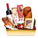 Cos Cadou de Craciun cu Cozonac, Vin si Dulciuri + Cana Cadou