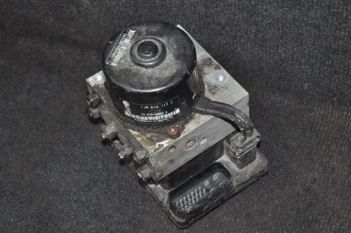 Pompa ABS VW GOLF IV 1J1 2001 OEM: 1J0614117C 2107331