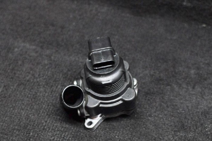 Supapa EGR AUDI A3 Limousine 8VS, 8VM 2015 OEM: 06K131097M 2029255