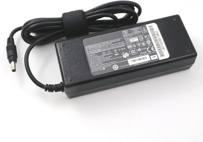 Alimentator laptop nou compatibil HP Bullet 18.5V 4.9A 90W 384020-001 391173-001 PA-1900-15C1 tip mufa 4.8mm x 1.7mm