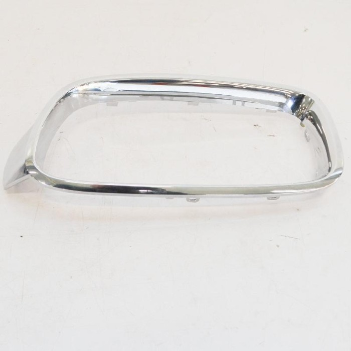 Grila st&acirc;nga față BMW 3 F30, F80 2015 OEM: 7405835 10003293