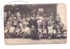 Foto tip CP preot catolic cu elevi, Ardeal, interbelica, fara identificare, Alb-Negru, Romania 1900 - 1950, Portrete