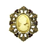 Brosa camee aurie model 8, in cutie de bijuterii